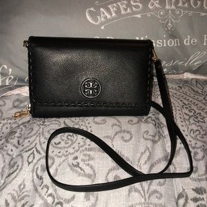 Tory Burch Wallet on chain black